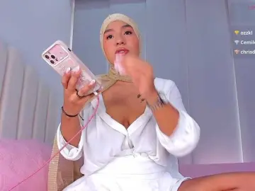 Bongacams Nude Webcam of Amira-zahra