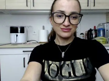Bongacams Best live sex cam show of LorennePlay
