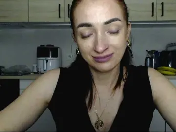 Bongacams Adult Webcam of LorennePlay