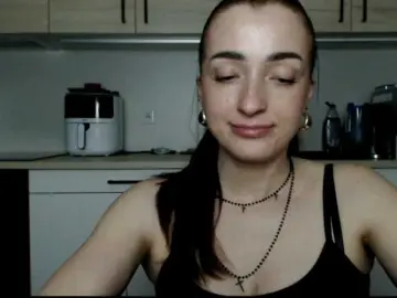 Bongacams Free Porn Cam of LorennePlay