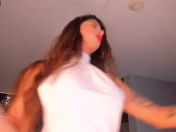 Bongacams Watch Live Sex Cams of GiannaWatson