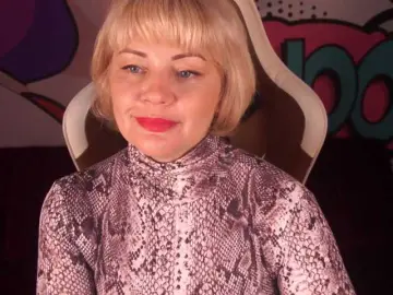 Sucking milf cams