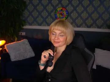 Bongacams Watch Live Sex Cams of AmiraNight