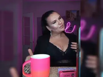 Bongacams Watch Live Sex Cams of Brunetochkaaa