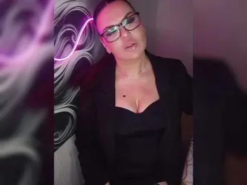 Bongacams Watch Live Sex Cams of Brunetochkaaa