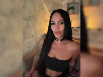 Brunette mature milf cams