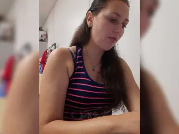 Dancing milf cams