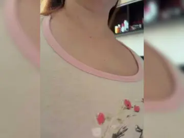 Bongacams Live Porn of MilfaSguirt
