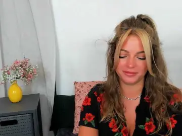 Bongacams Adult Webcams of LilyTop