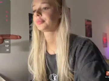Pussyrubbing milf cams