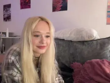 Bongacams Sex Chat of SweetMi333