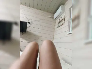 Bongacams Free Porn Cam of Angelia22