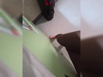 Anal play milf cams