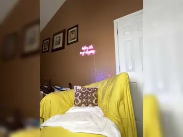 Bongacams Live Sex Cam of BigButtSarena