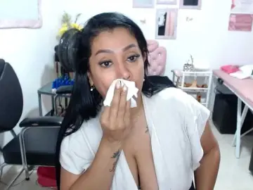Bongacams Nude Webcam of titsbiglovers