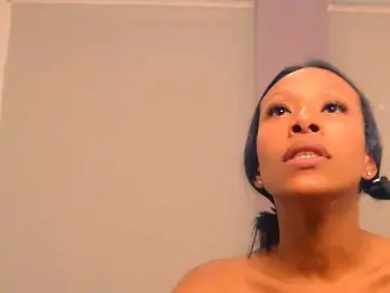 Bongacams Sex Cam of bitch-naughty