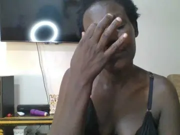 Bongacams Live Sex of blaqqueen1