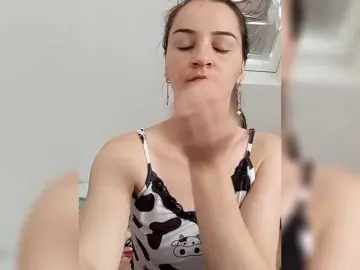 Bongacams Live Sex Cam of Myatom