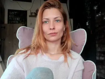 Bongacams Free Porn Cam of karo131324