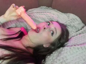 Bongacams Sex Cam of jessika-brin