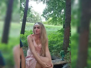 Bongacams Best live sex cam show of SweetCoople