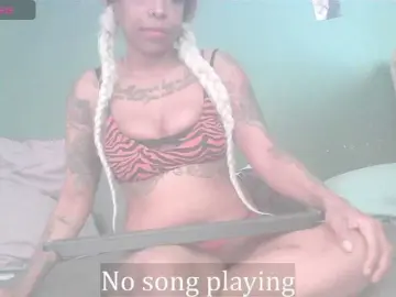 Bongacams Sex Cam of stella-clitella