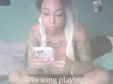 Bongacams Free Porn Cam of stella-clitella