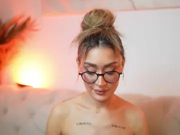 Bongacams Best Webcam of AileenKiss