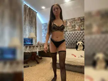 Bongacams Watch Live Sex Cams of KateFoxxx028