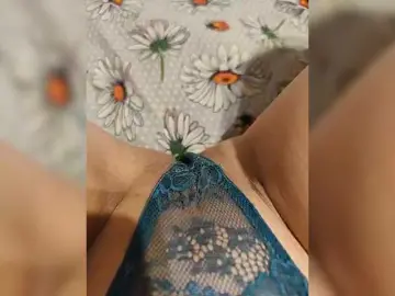 Bongacams Watch Live Sex Cams of Kiskis-s