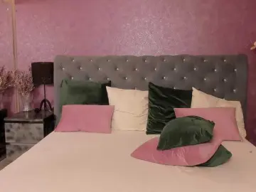 Bongacams Live Sex Cam of CarlaReys