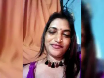 Bongacams Watch Live Sex Cams of FiestyQueen
