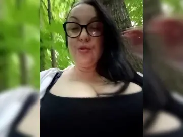 Dancing milf cams