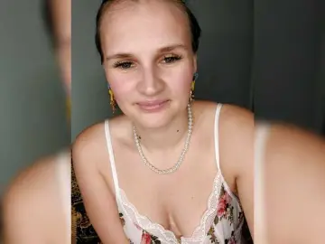 Bongacams Sex Cam of LisaLovHoney
