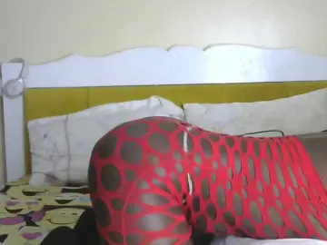 Shaved babes milf cams