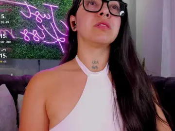 Bongacams Best live sex cam show of Lilo111