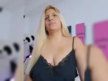 Bongacams Live Porn of AnyelaRose