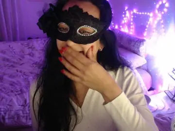 Bongacams Watch Live Sex Cams of Auri5hot