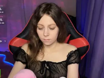 Bongacams Free Porn Cam of Natural-babe666