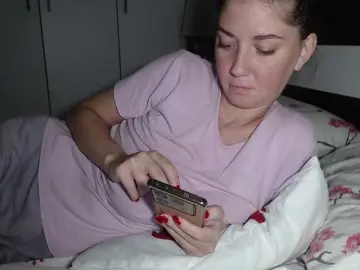 Bongacams Best live sex cam show of petitedanielle