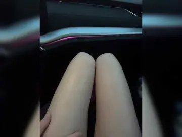 Bongacams Watch Live Sex Cams of Two-loves1