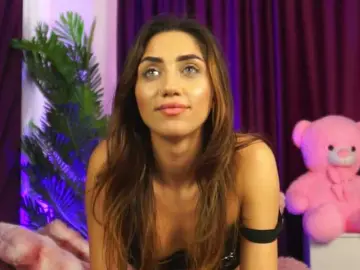 Bongacams Live Sex Cam of LucyCherry