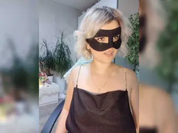 Bongacams Watch Live Sex Cams of LOVEMENOW23