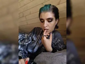 Dancing milf cams