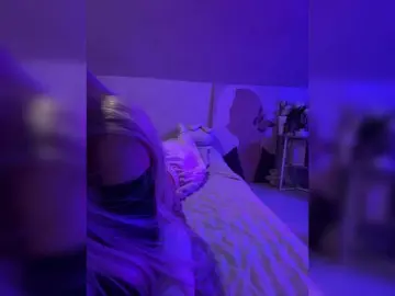 Bongacams Sex Cam of HollyPolly111