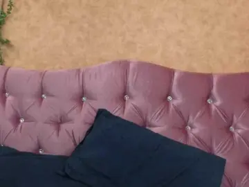 Bongacams Watch Live Sex Cams of KimJStom