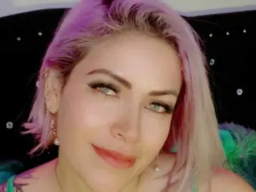 Bongacams Best live sex cam show of Ivypoison10