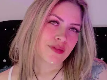 Bongacams Live Sex Cam of Ivypoison10