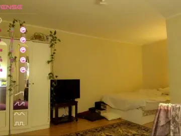 Housewife babe milf cams