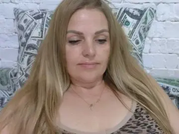 Bongacams Live Sex of AngelAlone